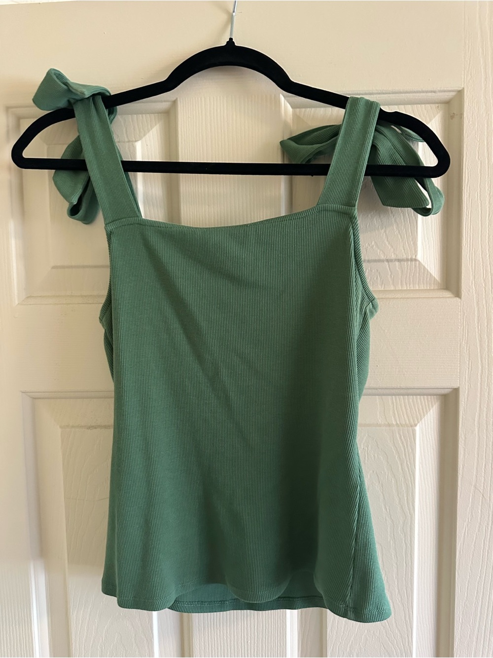 Sezane Aria Top Palm Green
